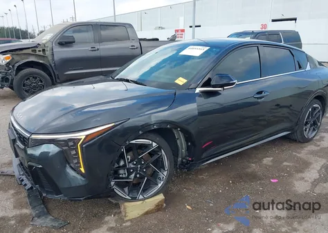 2025 Kia K4 Gt-Line из США, поврежденный, VIN 3KPFW4DE9SE102803